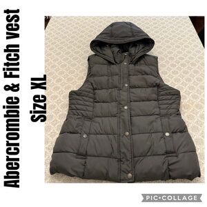 Abercrombie & Fitch vest Size XL